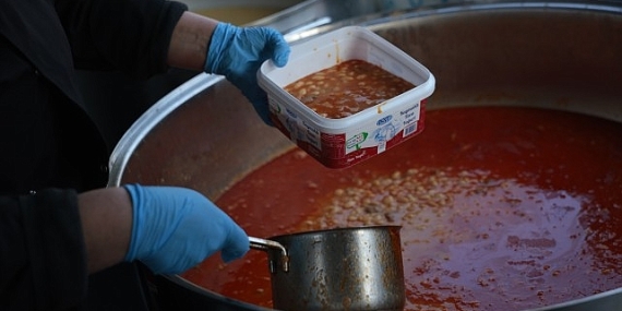 Konak’ta Ramazan bereketi Zafertepe’den başladı