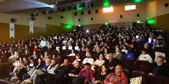 Maltepe’de Dünya Tiyatro Günü “Hamlet” ile Kutlandı