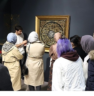 mukaddes-emanetler-beyaz-kalpleri-duygulandirdi.jpg