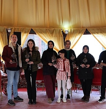 otag-cadirinda-sanat-dolu-ramazan.jpg