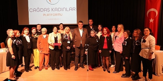 Seferihisar’da 8 Mart’a Anlamlı Etkinlik: “8 Kadın 8 Başarı Öyküsü”