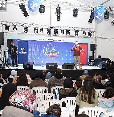 sertac-abi-gebzeli-cocuklarin-kalbine-dokundu.jpg