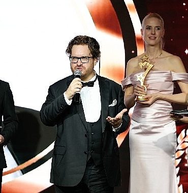 turkiyenin-en-basarili-opera-sanatcisi-tenor-sedat-can-oztoprak.jpg