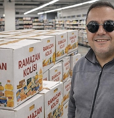 unlu-fenomen-okan-boyar-ramazan-ayinda-da-iyilik-seferberligini-surduruyor.jpg