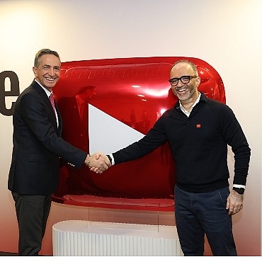vodafone-turkiyeden-musterilerine-ilk-3-ay-ucretsiz-youtube-premium-uyeligi.jpg