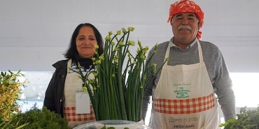 15-uluslararasi-alacati-ot-festivalinde-stantlar-acildi-yarismalar-ve-etkinlikler-hafta-sonu-boyunca-suruyor.jpg