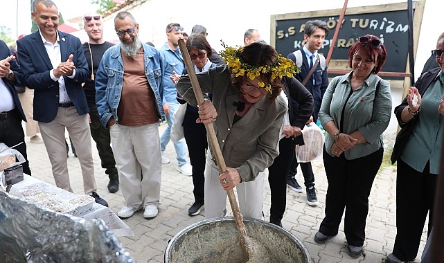 2-didim-ege-lezzetleri-festivali-zengin-tatlariyla-basladi.jpg