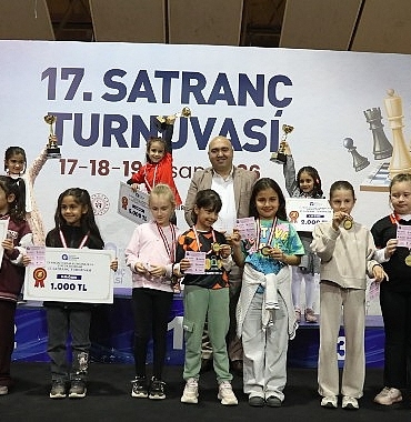 23-nisan-cocuk-ve-ucurtma-festivali-hafta-sonu-doldu-tasti.jpg