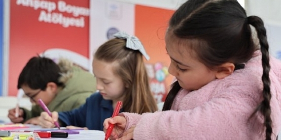 23 Nisan şenlikleri renkli etkinliklerle başladı