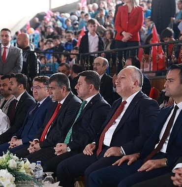 23-nisan-ulusal-egemenlik-ve-cocuk-bayrami-nevsehirde-kutlandi.jpg