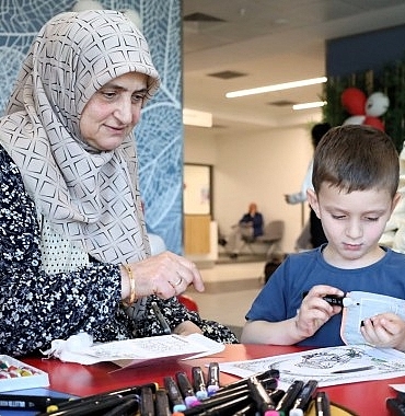 23-nisanin-nesesi-sehir-hastanesine-tasindi.jpg