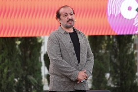 alacati-ot-festivalinde-yogun-cumartesi-soylesiler-gastronomi-ve-buyuk-ilgi.jpg