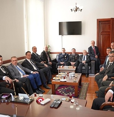 ataturkun-bergamaya-gelisinin-92-yil-donumu-gururla-kutlandi.jpg