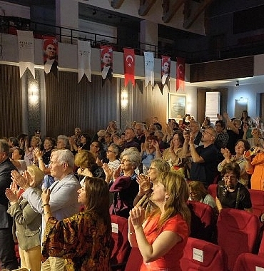 ayvalikta-uluslararasi-sanat-bulusmasi.jpg