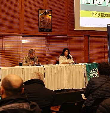 bursanin-tarihi-katmanlari-ve-mahalle-kulturu-tuyap-bursa-23-kitap-fuarinda-konusuldu.jpg