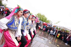 cankayada-dopdolu-bir-23-nisan.jpg