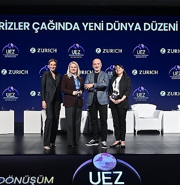 coklu-krizler-caginda-yeni-dunya-duzeni-ve-riskler-panelinde-yeni-donem-dinamikleri-tartisildi.jpg