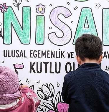 dev-kup-cocuklarin-dunyasi-ile-renklendi.jpg
