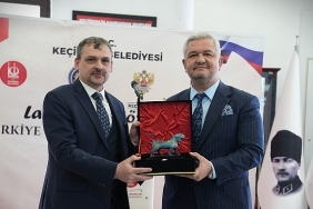 estergon-turk-kultur-merkezinde-cumhuriyetin-dogusu-resim-sergisi-acildi.jpg