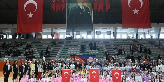 İnegöl’de 23 Nisan Ulusal Egemenlik Ve Çocuk Bayramı Coşkuyla Kutlandı
