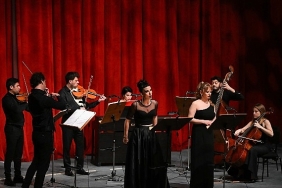 izdobdan-barok-saheser-pergolesinin-stabat-materi-bornovada.jpg