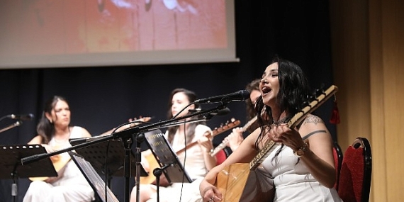 “Kadın Kadına Türküler Konseri” büyük beğeni topladı
