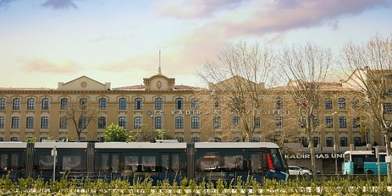Kadir Has Üniversitesi’nde Sinema ve Metot Odağında 25 Yıllık TFAYY Buluşması
