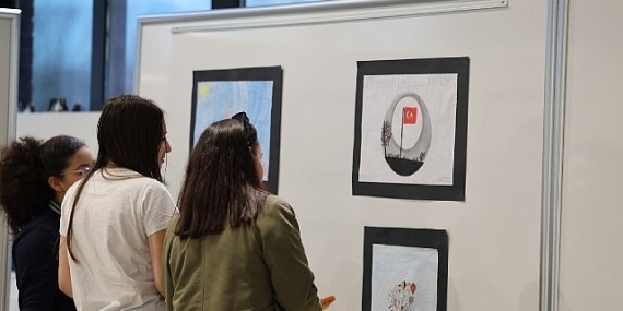 Kartepeli Minik Ellerin Eserleri Sanat Evi’nde Görücüye Çıktı
