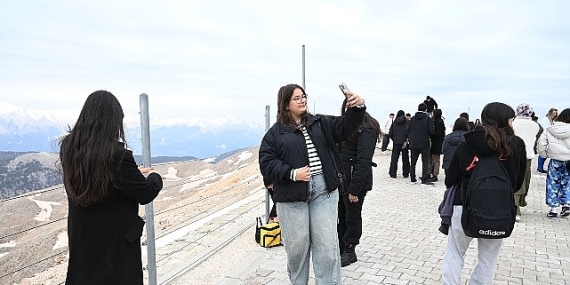 Kemer Belediyesi’nden öğrencilere Tahtalı’da moral gezisi