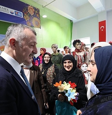 ko-mek-gebzede-yil-sonu-sergi-heyecani.jpg