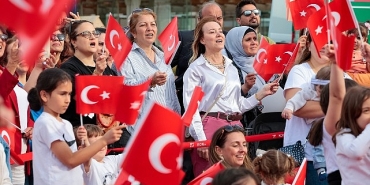 konakta-23-nisan-coskusu-karantina-meydaninda-yasanacak.jpg