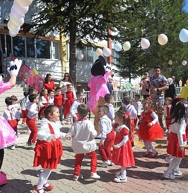 minik-kalplerin-buyuk-coskusu.jpg