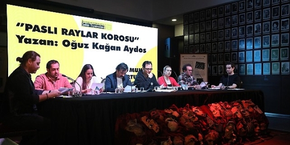 Muhsin Ertuğrul Okumaları “Paslı Raylar Korosu” Oyununa Yoğun İlgi