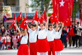 narliderede-23-nisan-coskusu-doyasiya-yasandi.jpg