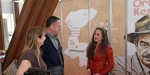 Nilüfer Açıkalın Osmangazi’de Okurlarıyla Buluştu