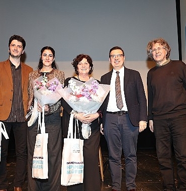 niluferde-ataol-behramoglu-ile-siir-ve-muzik-dolu-gece.jpg