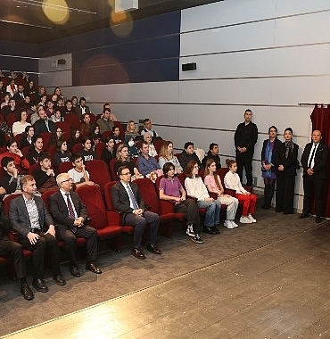 niluferin-hikayesi-cocuklarin-fircasinda-hayat-buldu.jpg