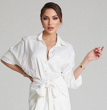 nr1-turkte-yeni-magazin-donemi-basliyor-unlu-model-ve-sunucu-tugce-aral-ekranlara-donuyor.jpg