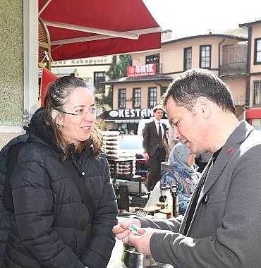 osmangazide-kadinlarin-el-emegi-buyuk-begeni-topladi.jpg
