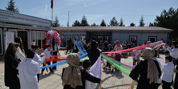 Otizm Farkındalık Ayı’na Renkli Etkinlik