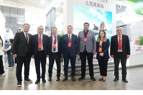 tisad-baskani-murat-cavga-cinli-ziyaretciler-trabzona-buyuk-ilgi-gosteriyor.jpg