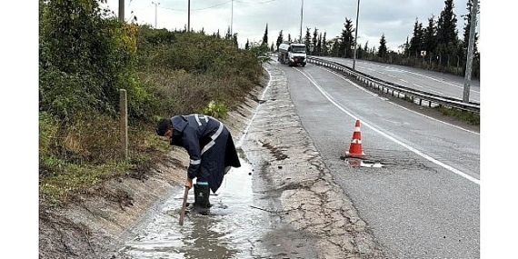 Büyükşehir’den sağanak sonrası yoğun çalışma