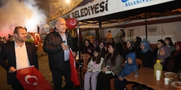 Canik'te Cumhuriyet Coşkusu Fener Alayıyla Taçlandı