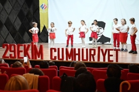 Final Okulları Kemer Şubesi’nde 29 Ekim Cumhuriyet Bayramı Coşkusu