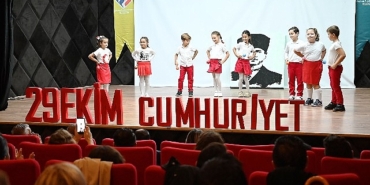 Final Okulları Kemer Şubesi’nde 29 Ekim Cumhuriyet Bayramı Coşkusu